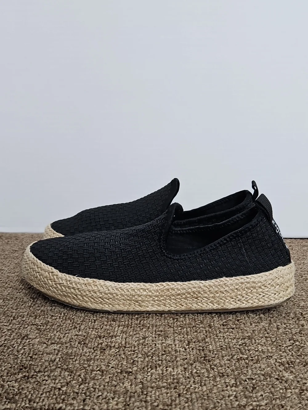 Enjoiya Journey Black Woven Jute Espadrilles Slipon Shoes Sz 39 / 9